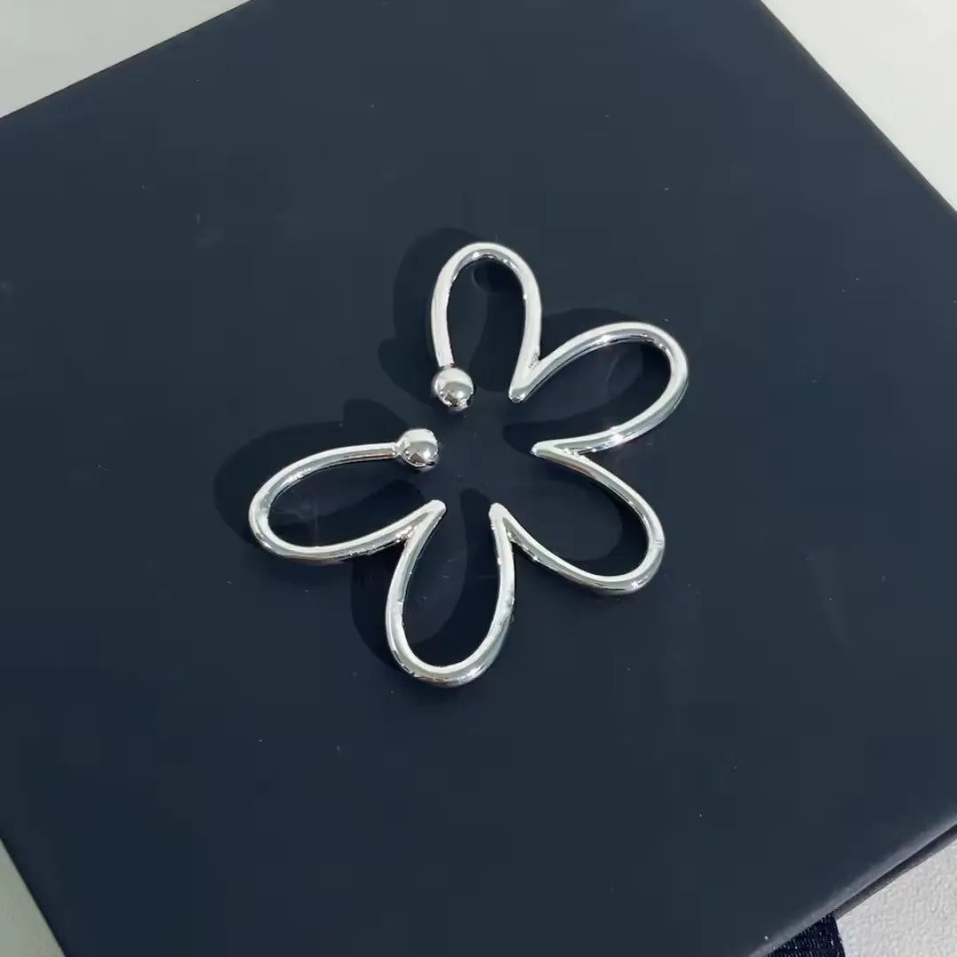 Aretes Florales Ear-Cuffs